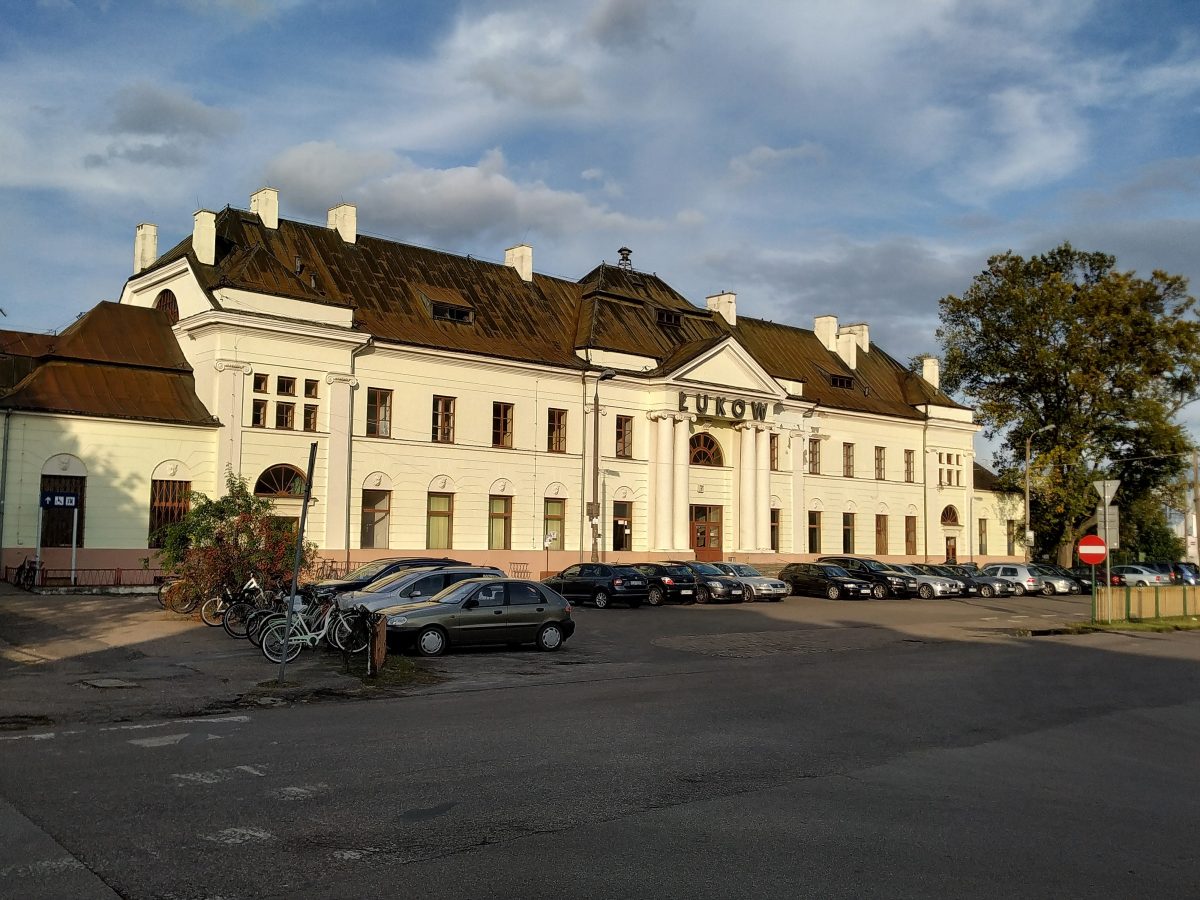 Budynek dworca PKP w Łukowie